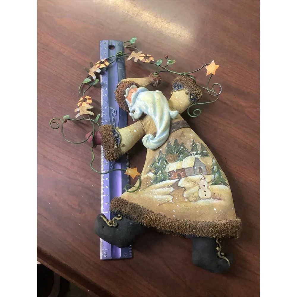 Hand-painted country Santa scene Xmas statue figurine decor centerpiece unique